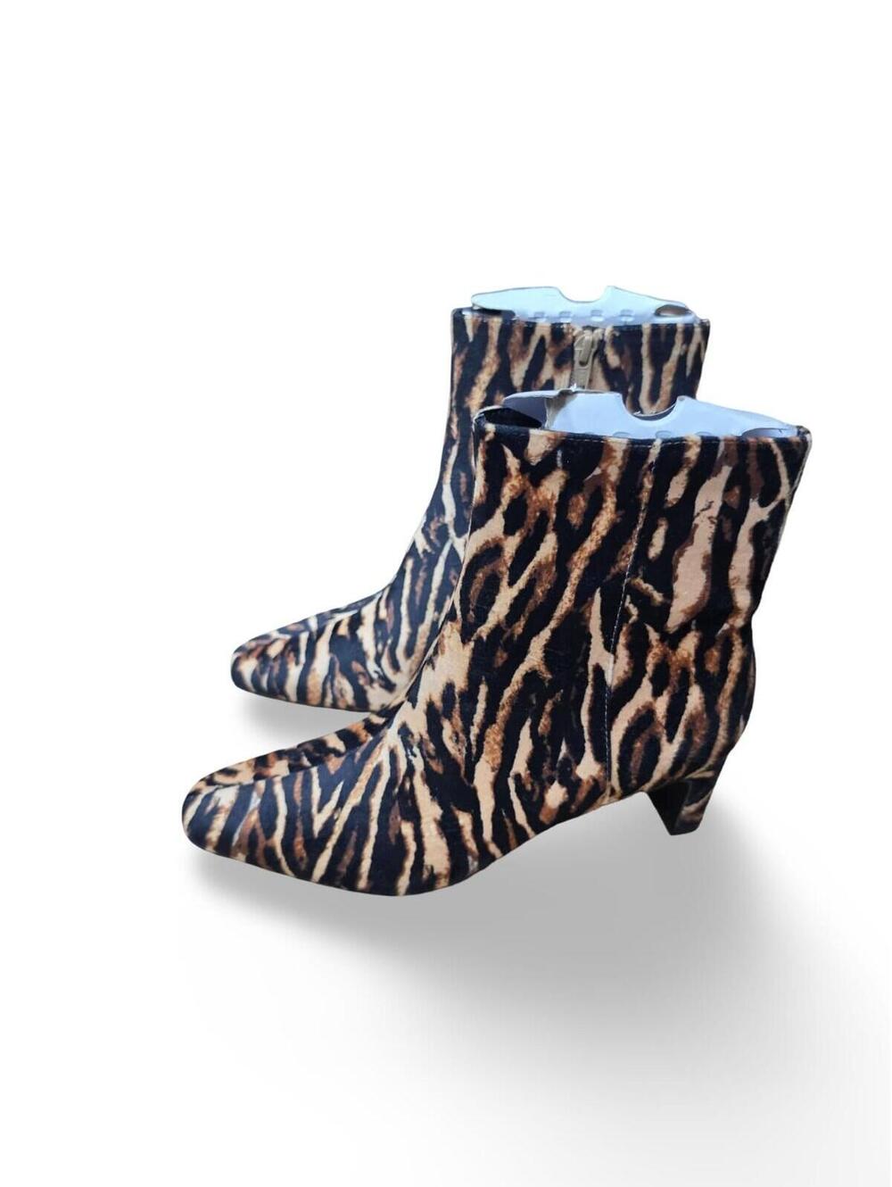 A New Day Womens Tiger Print Ankle Boots Tan Black Kitten Heel Pointed Toe 6.5